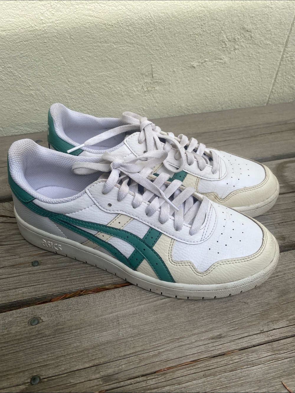 ASICS Japan S Size 9 Women’s Sneakers Aritzia White/Saje EUC - Picture 4 of 15
